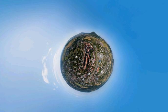 Engen 360 auf einer eigenen Internetpräsentation